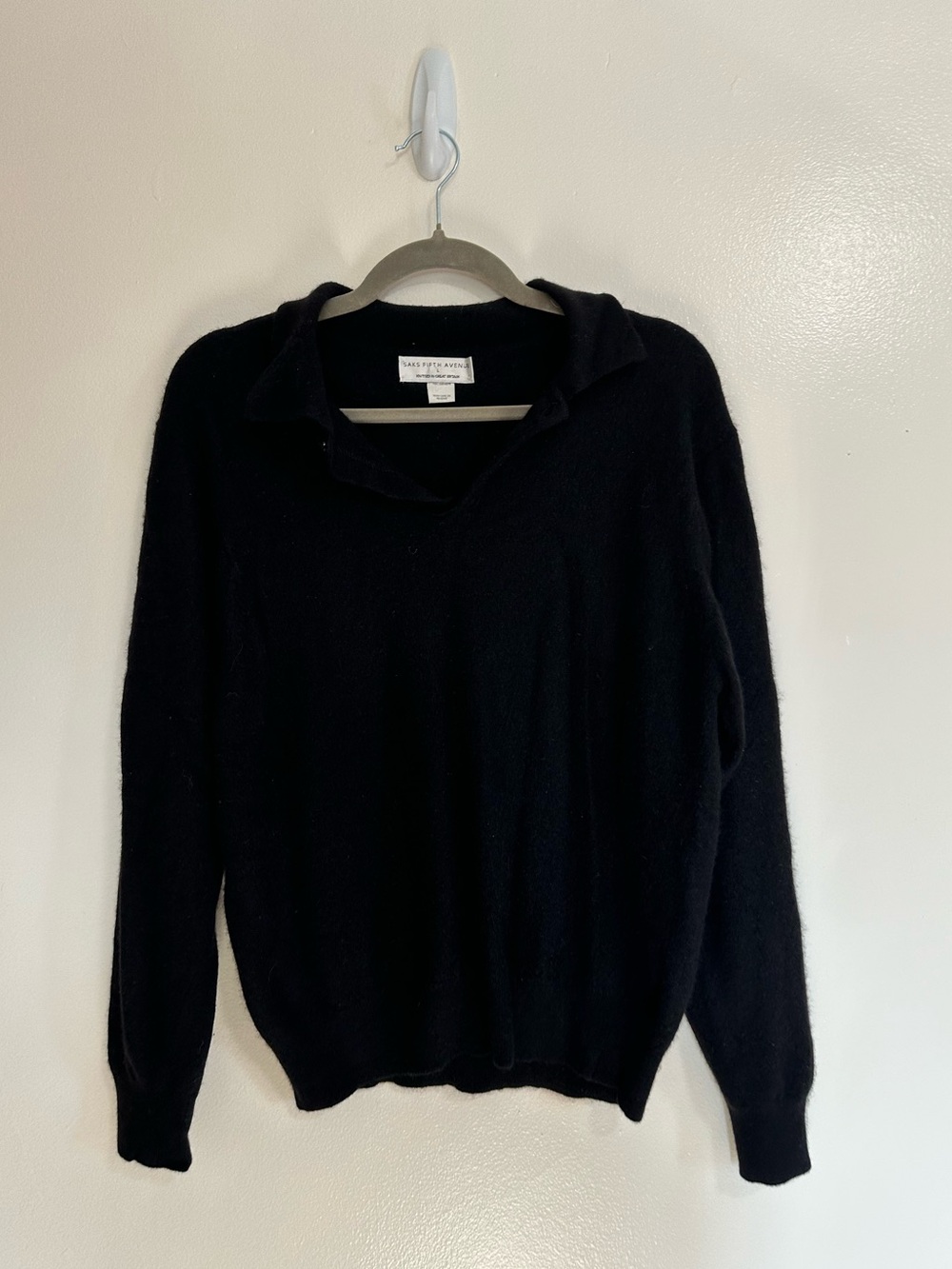 Saks Fifth Avenue Black Cashmere Collared Sweater, Size Large